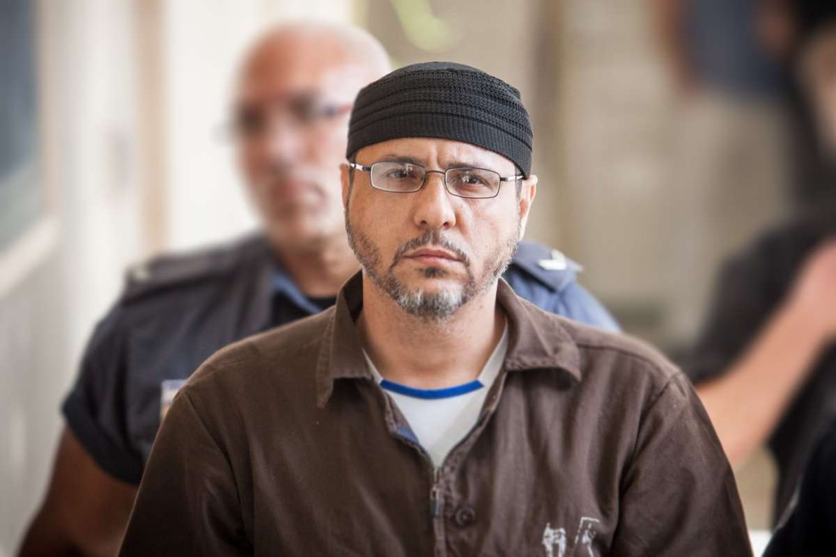 19 yıldır işgal zindanlarında tutulan Esir Abdullah Bergusi ailesiyle ilk defa görüştü 19 yıldır işgal zindanlarında tutulan Esir Abdullah Bergusi ailesiyle ilk defa görüştü